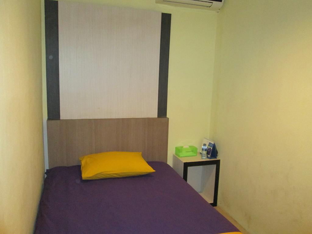 Green Leaf Inn Pontianak Pokój zdjęcie